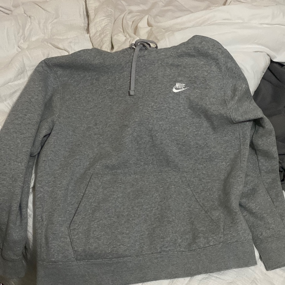 nike grey sweatshirt